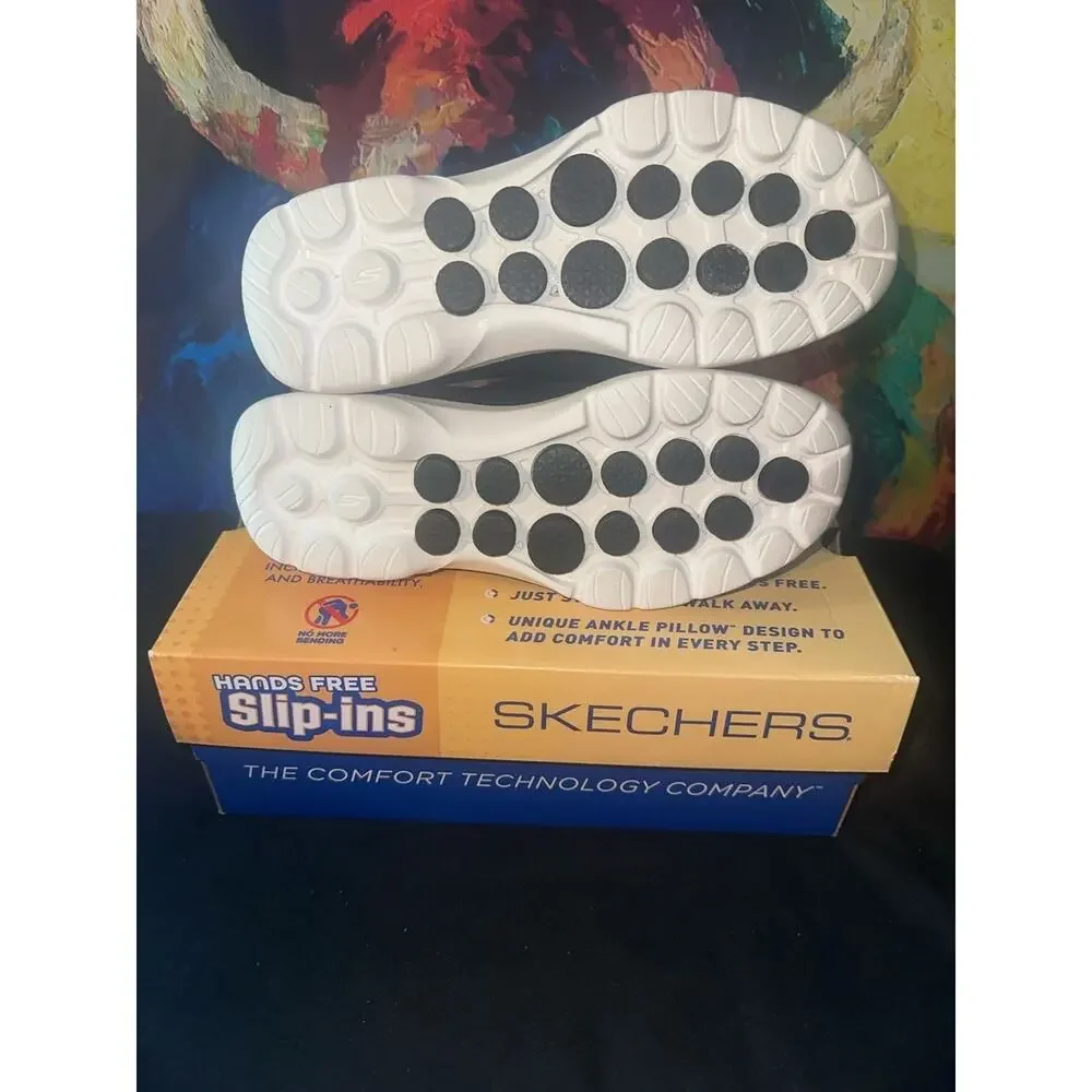 No.04 Skechers Go Walk 6 Lovely Day Slip-ins Women's Sneakers 124568/BKW